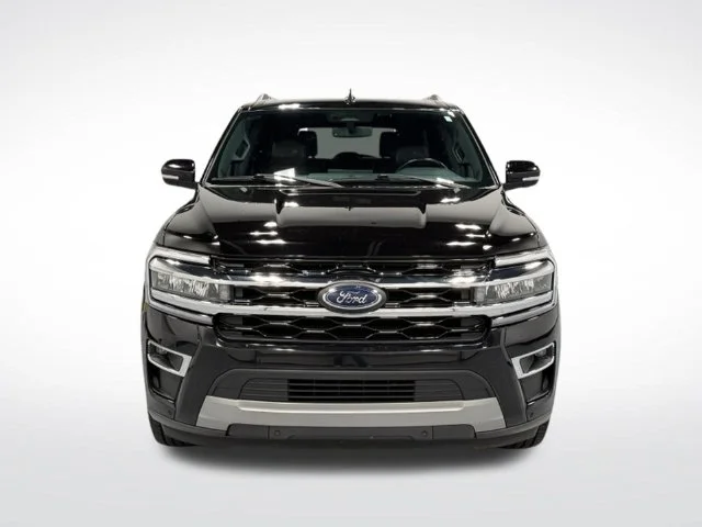 Used 2024 Black Ford Limited image 3