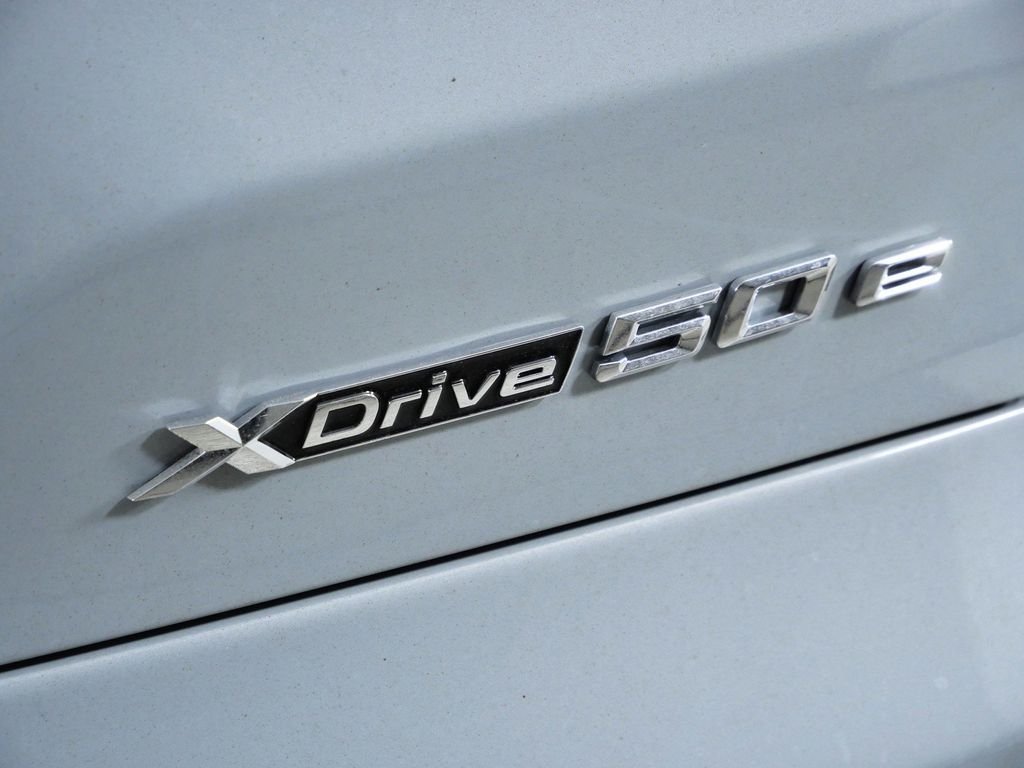 Used 2026 Brooklyn Grey Metallic BMW xDrive50e image 13