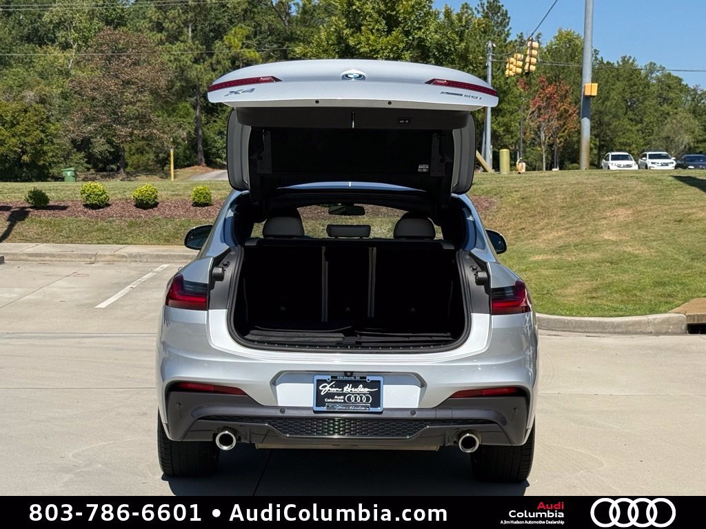 Used 2020 Silver BMW xDrive30i image 17