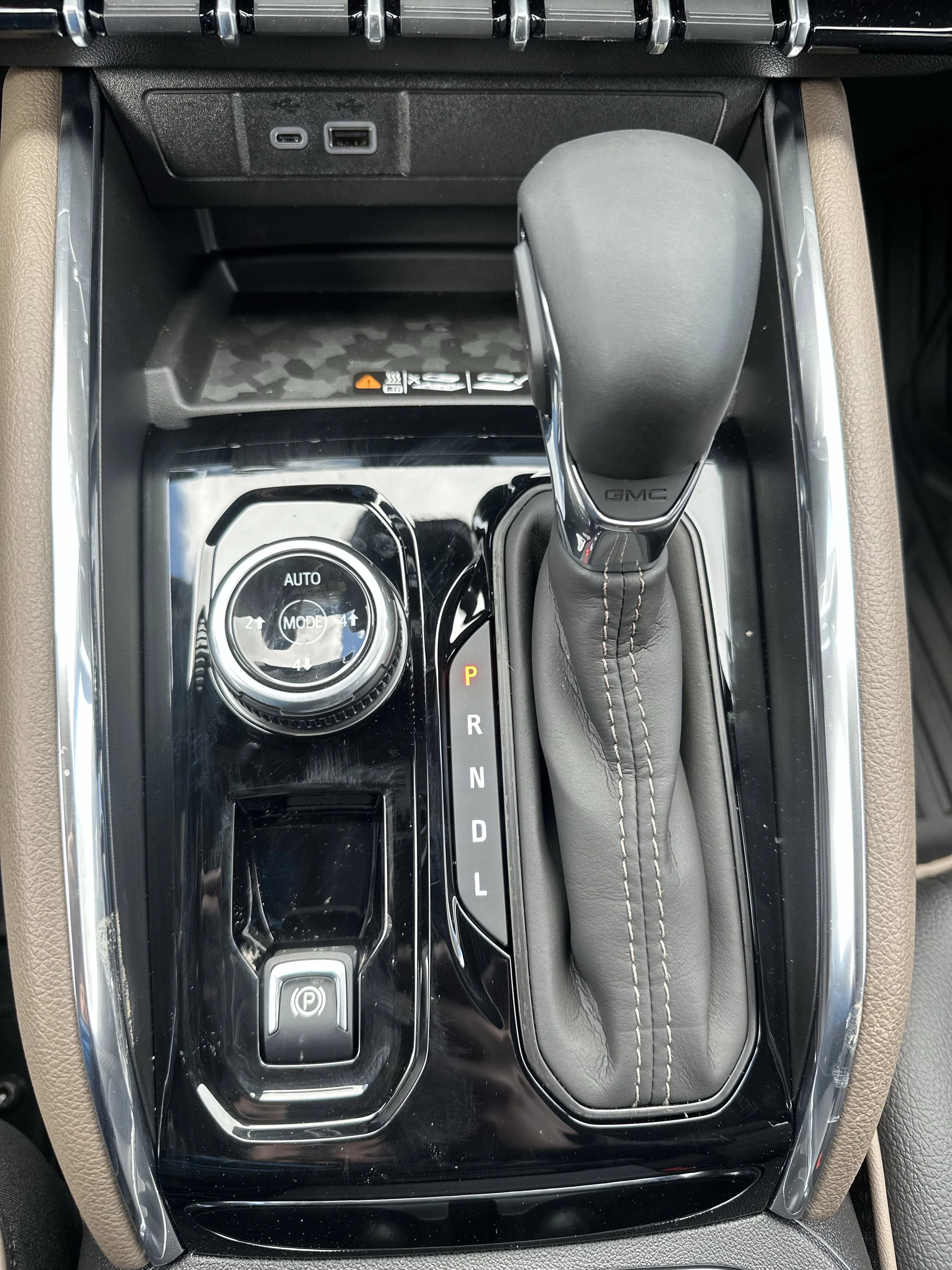 New 2026 Summit White GMC Denali image 12