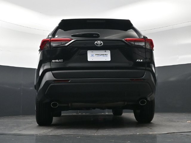 Used 2025 Midnight Black Metallic Toyota XLE image 32