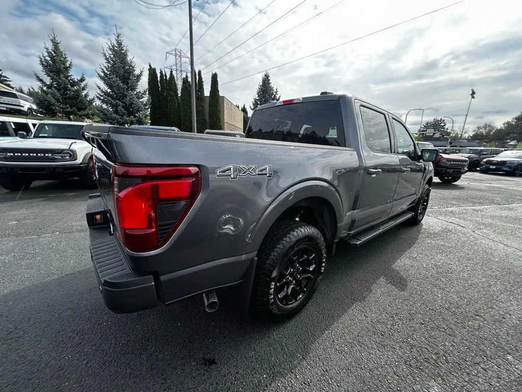 New 2026 Gray Ford XLT image 9