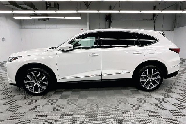 Used 2024 Platinum White Pearl Acura Technology image 14