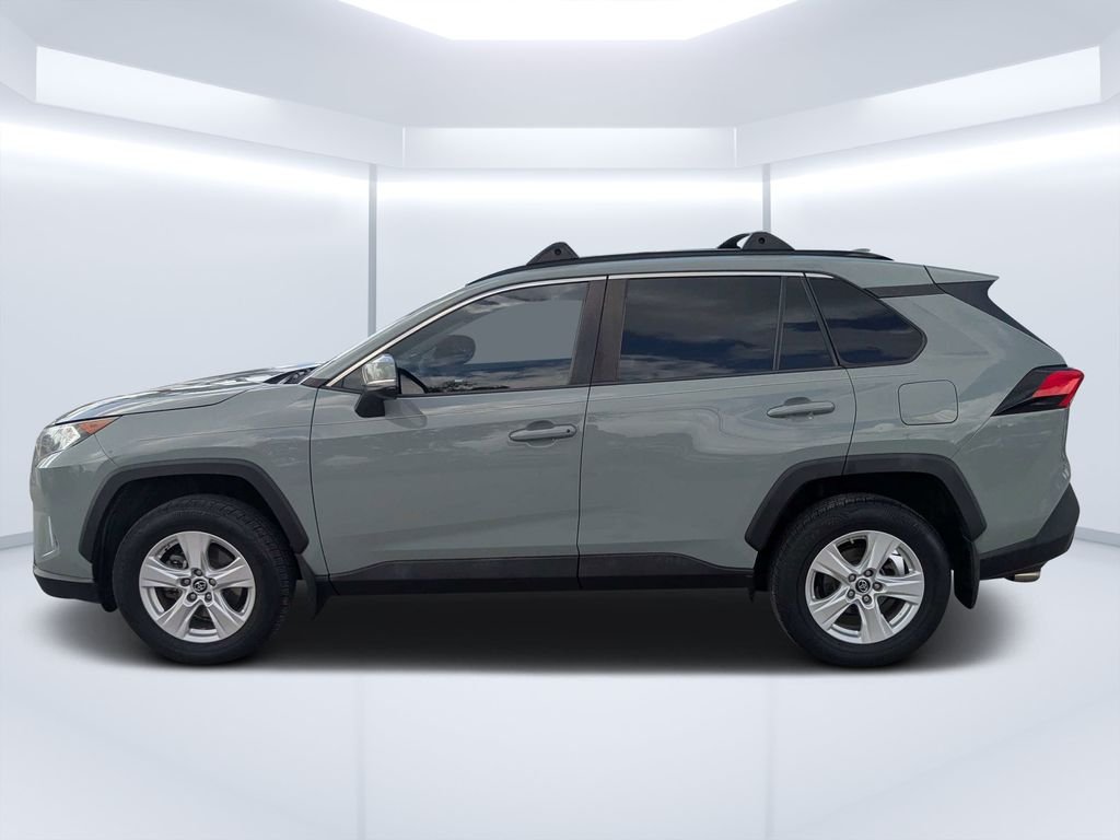 Used 2019 Green Toyota XLE image 8