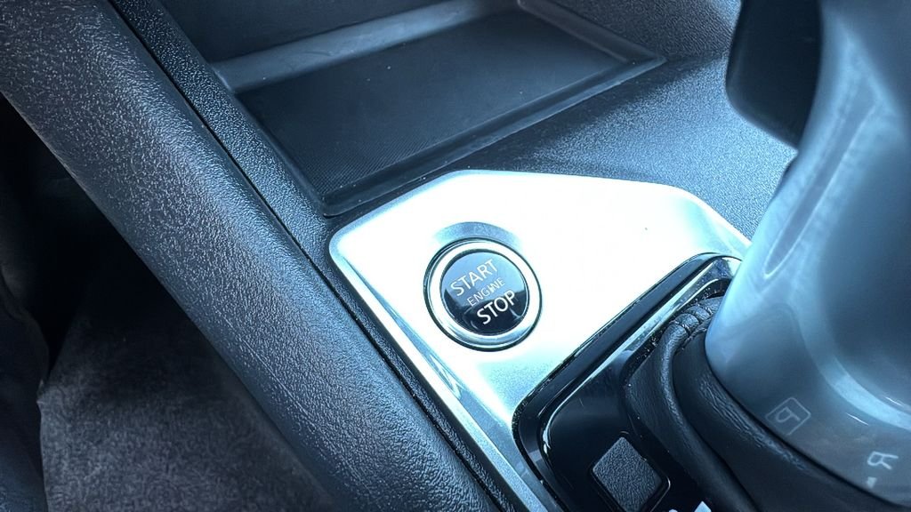 Used 2025 Garnet Pearl Nissan 2.5 SV image 24