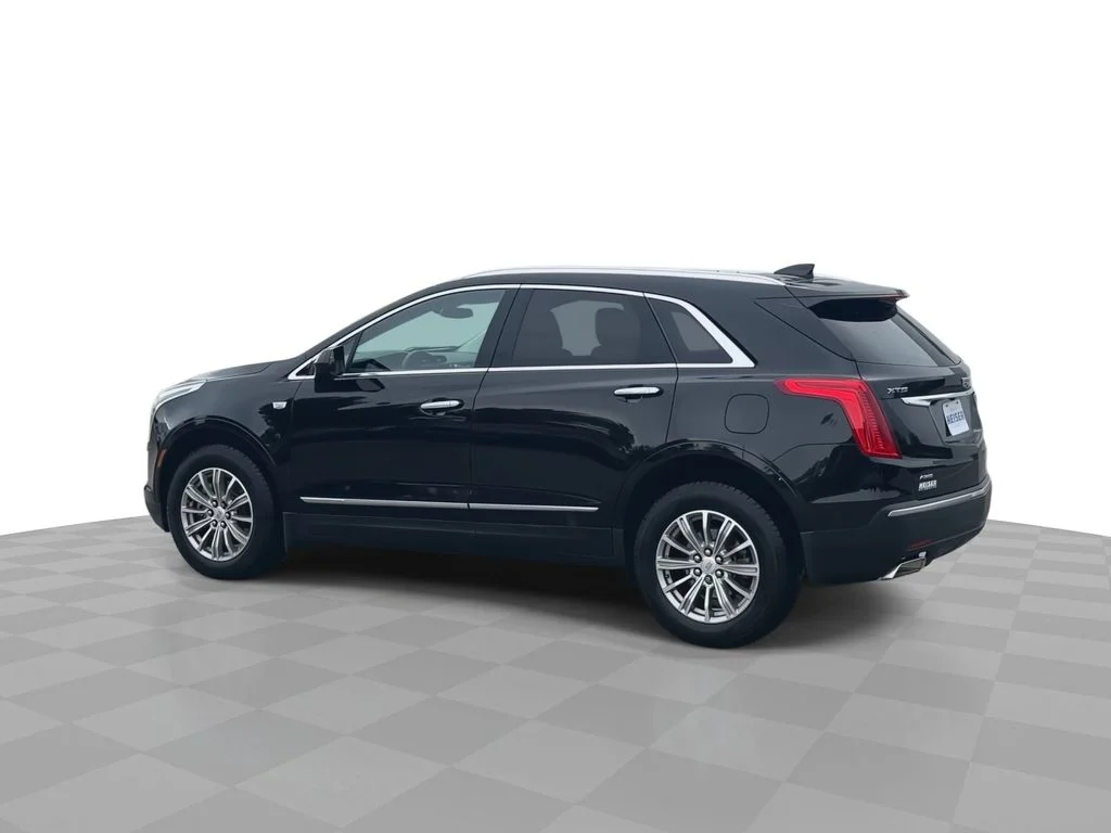 Used 2017 Black Cadillac Luxury image 6