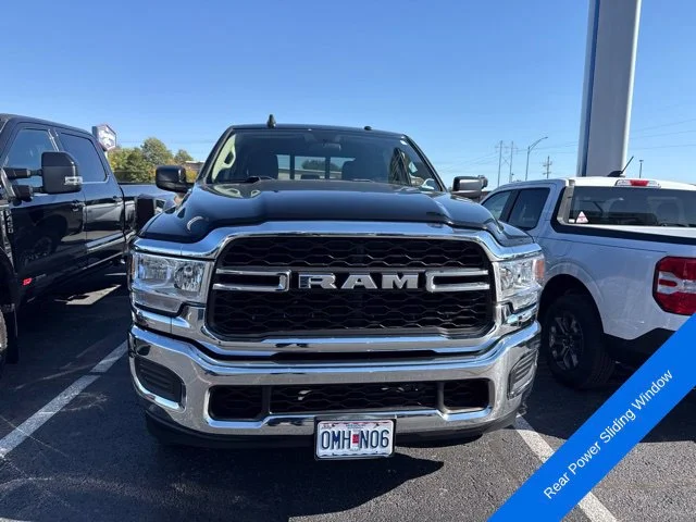 Used 2019 Diamond Black Ram Tradesman image 9