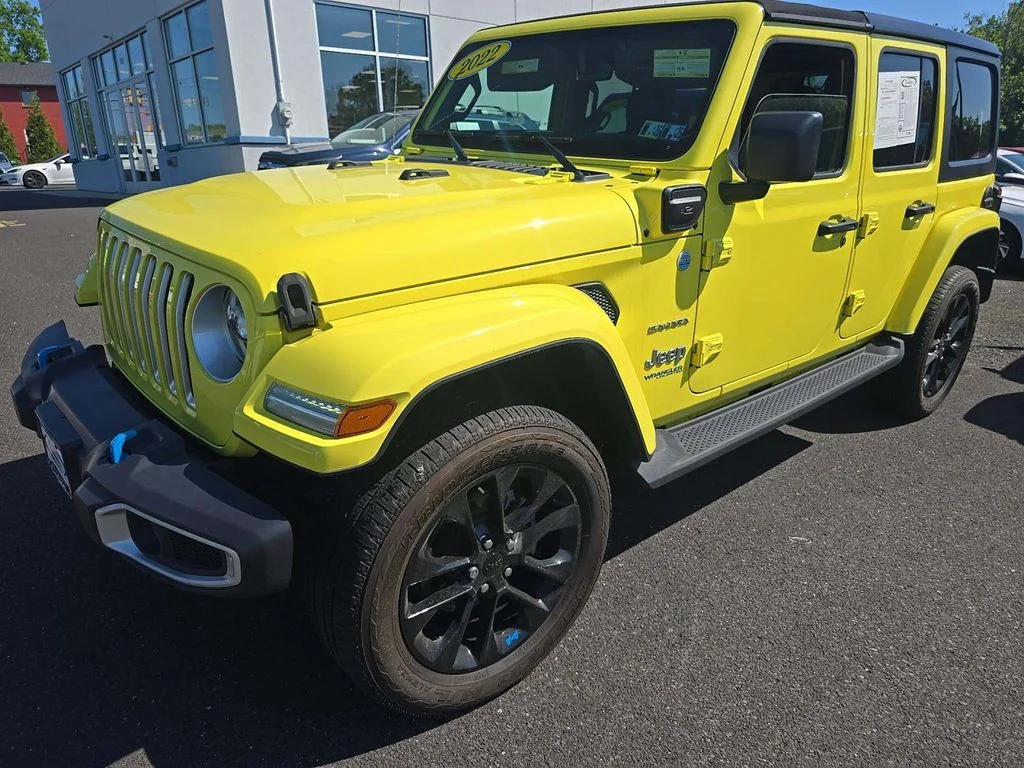 Used 2022  Jeep Unlimited Sahara 4xe image 1