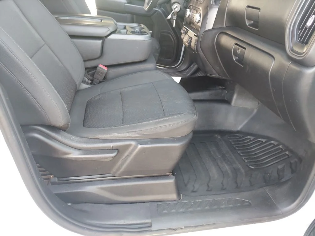 Used 2023 White GMC Pro image 29