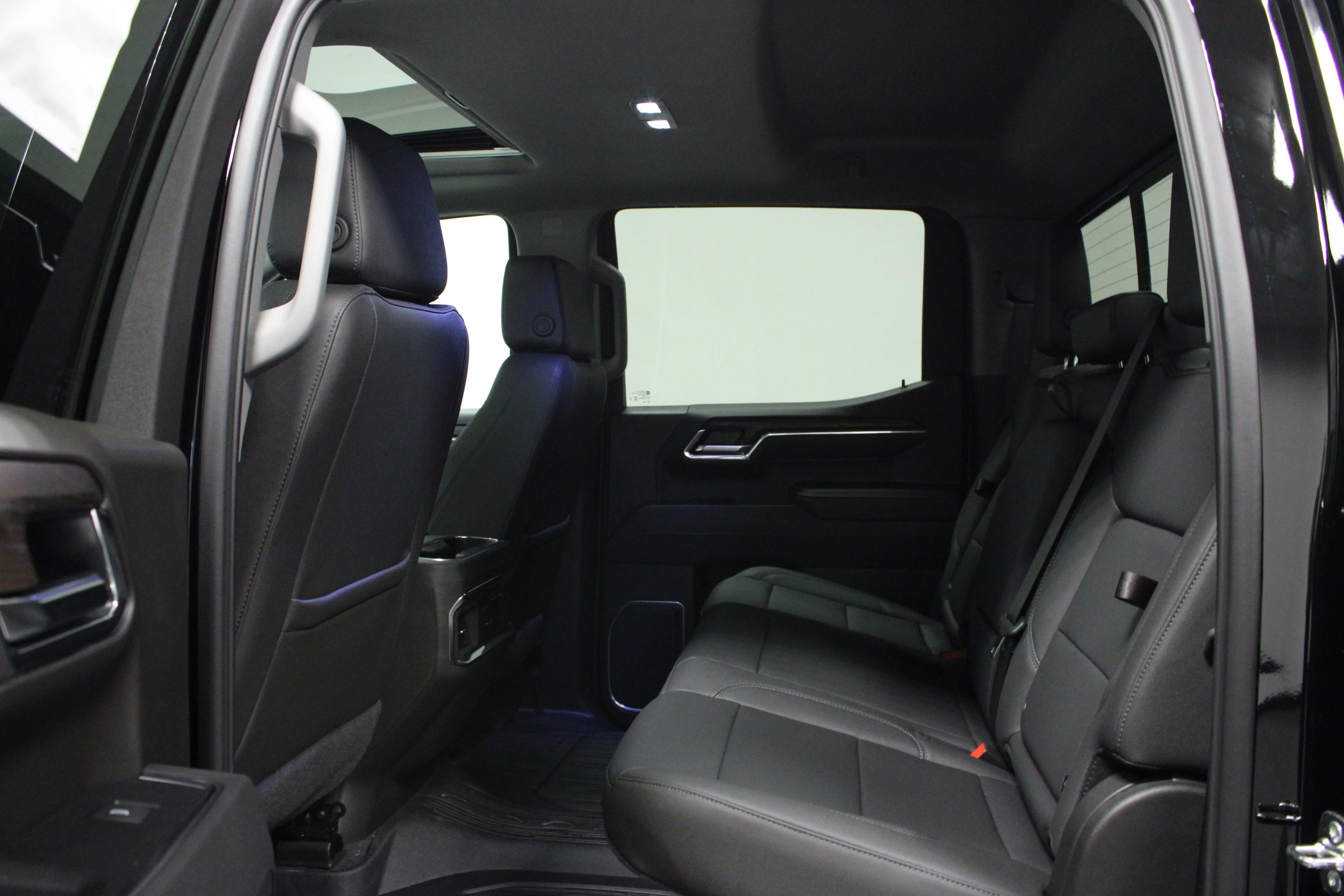 New 2026 Onyx Black GMC SLT image 13