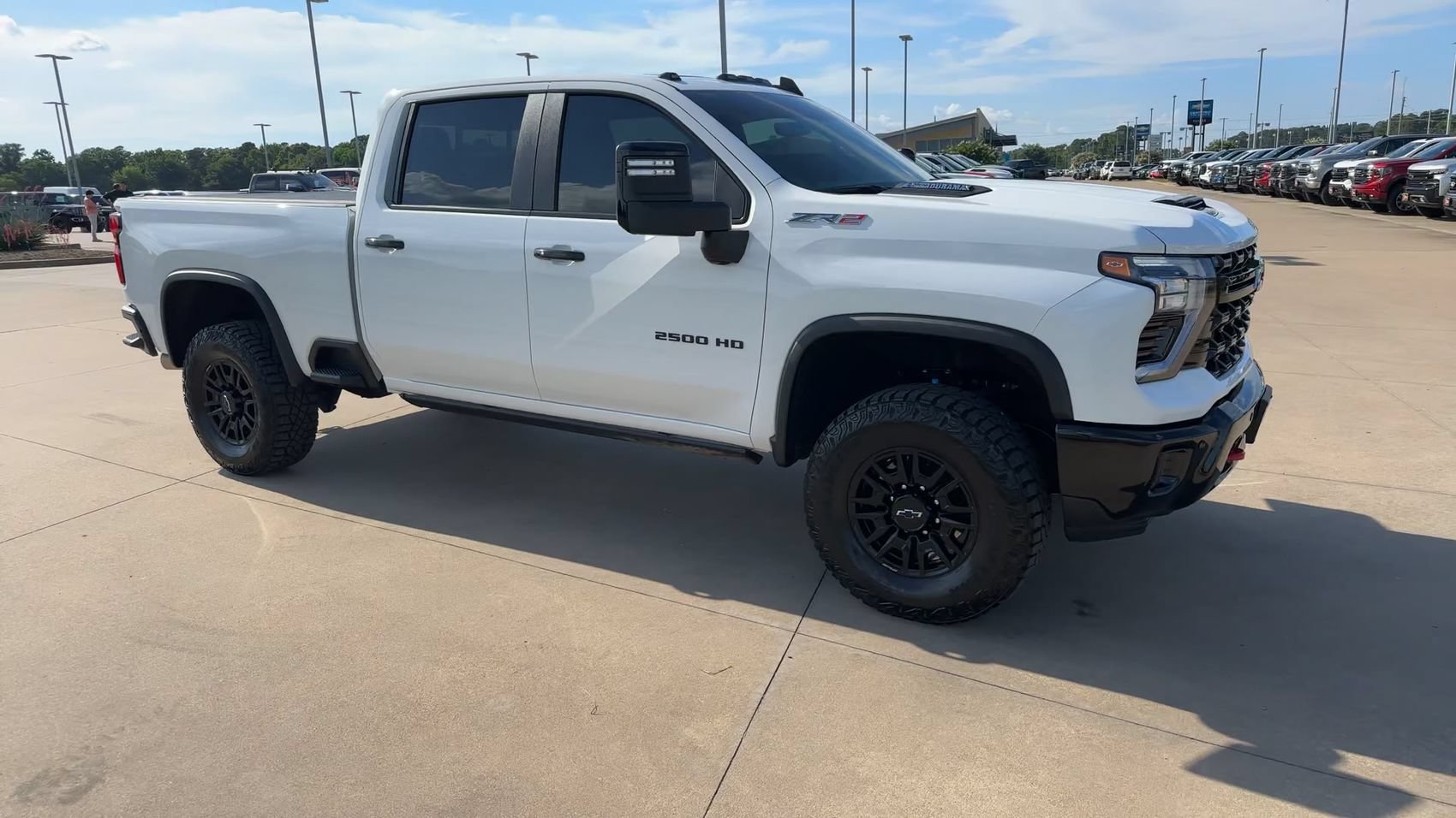Used 2025 Summit White Chevrolet ZR2 image 2
