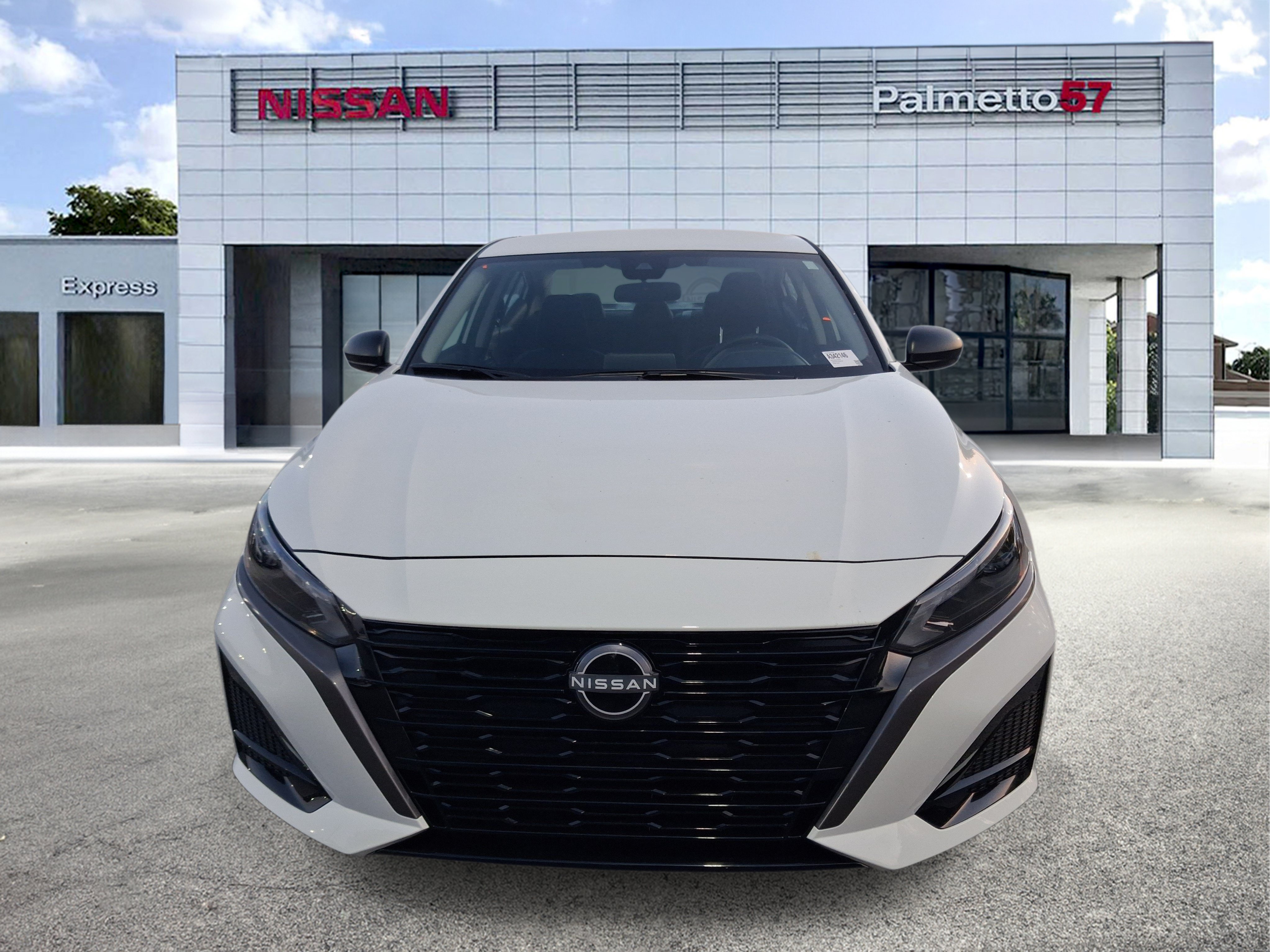 New 2026 White Nissan 2.5 SV image 2