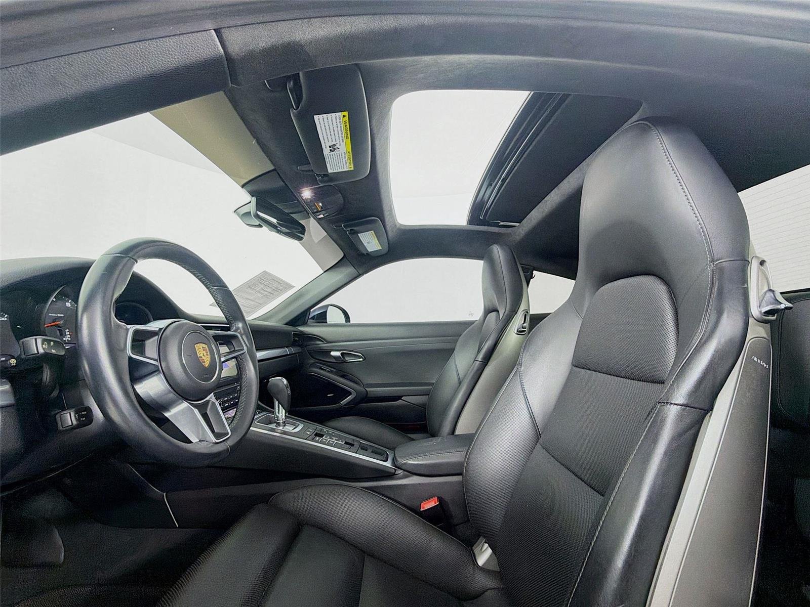 Used 2018 Night Blue Metallic Porsche Carrera S image 24