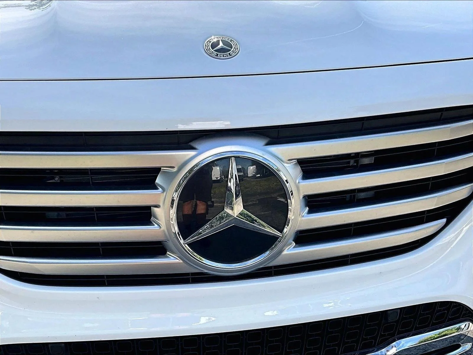 Used 2026 Polar White Mercedes-Benz GLB 250 image 30