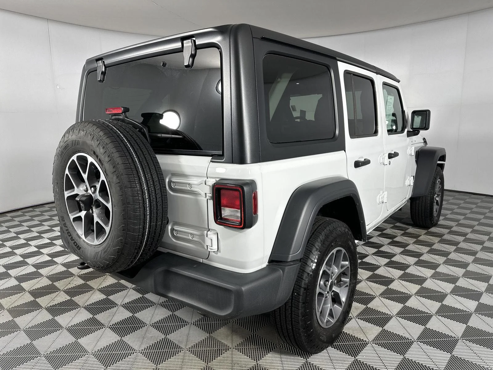 Used 2024 Bright White Clearcoat Jeep Sport S image 24