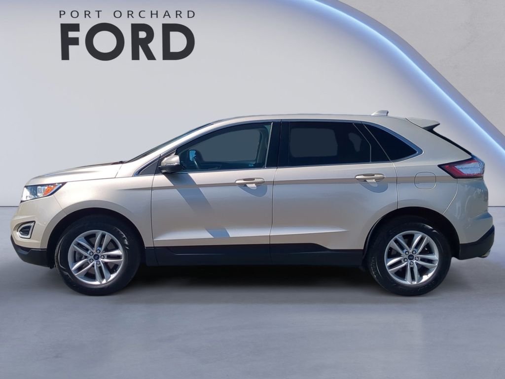 Used 2017 White Gold Metallic Ford SEL image 3