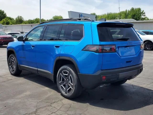New 2026 Hydro Blue Pearl-Coat Exterior Paint Jeep Limited image 4
