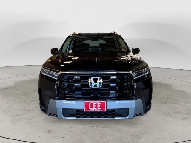 New 2026 Black Honda Touring image 9