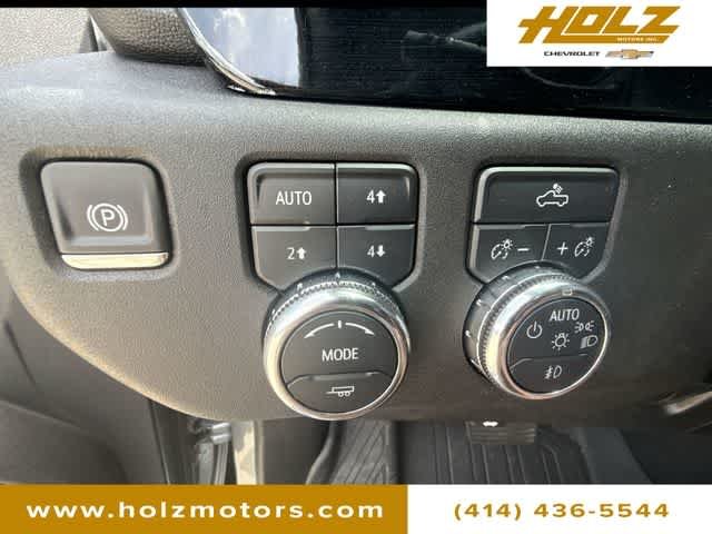 Certified Used 2025 Sterling Metallic GMC Elevation image 18