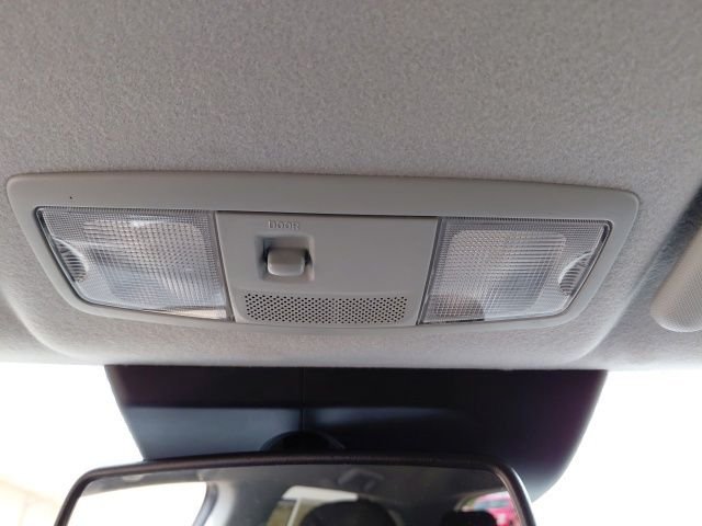 Used 2025 Black Mitsubishi 2.0 ES image 20