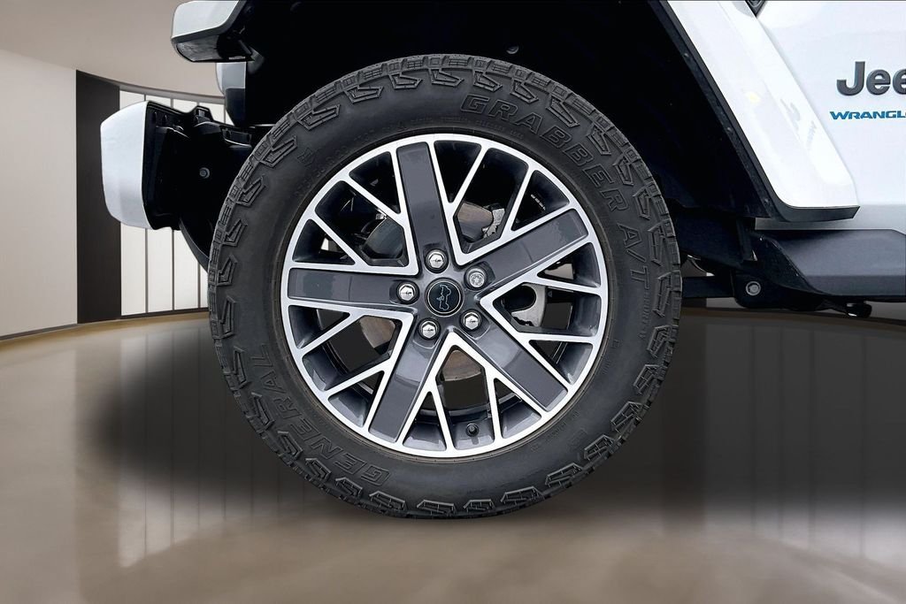 Used 2024 White Jeep High Altitude 4xe image 32