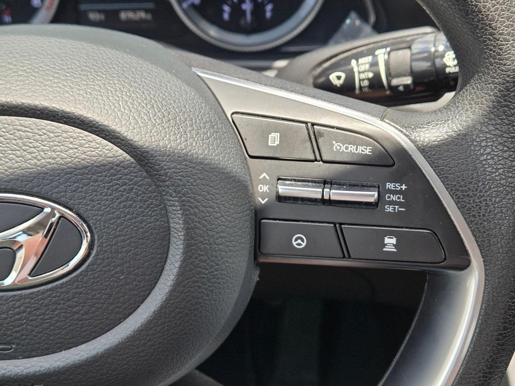 Used 2022 Gray Hyundai SEL image 22
