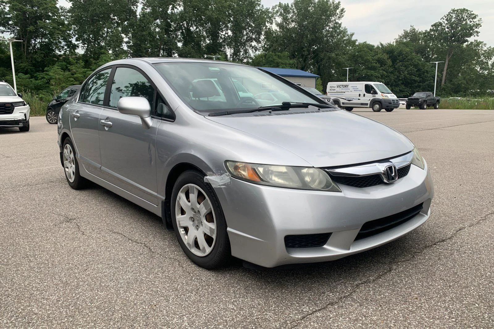 Used 2010 Silver Honda LX image 6
