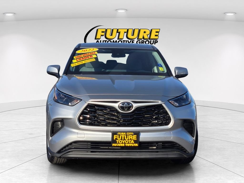 Used 2022 Silver Toyota L image 2