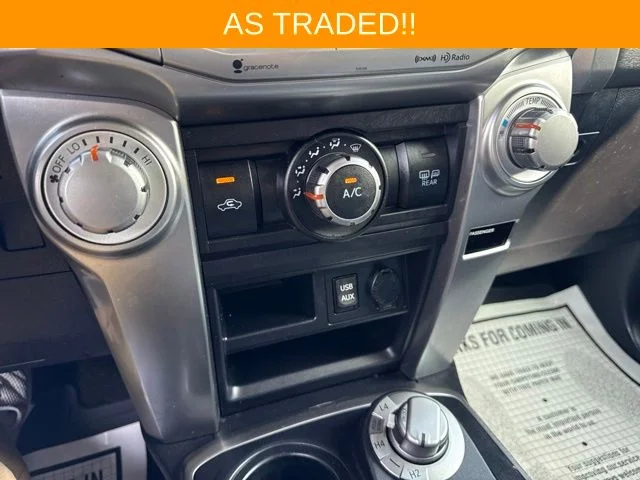 Used 2016 White Toyota SR5 image 19