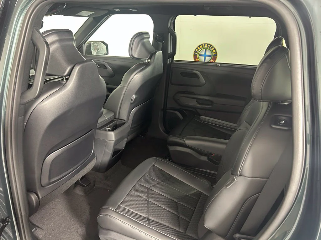 New 2027 Black Jade Green Kia X-Line EX image 12