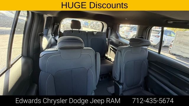 2025 Jeep Grand Cherokee L Laredo - Photo 37