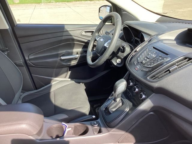 Used 2015 Blue Ford S image 22
