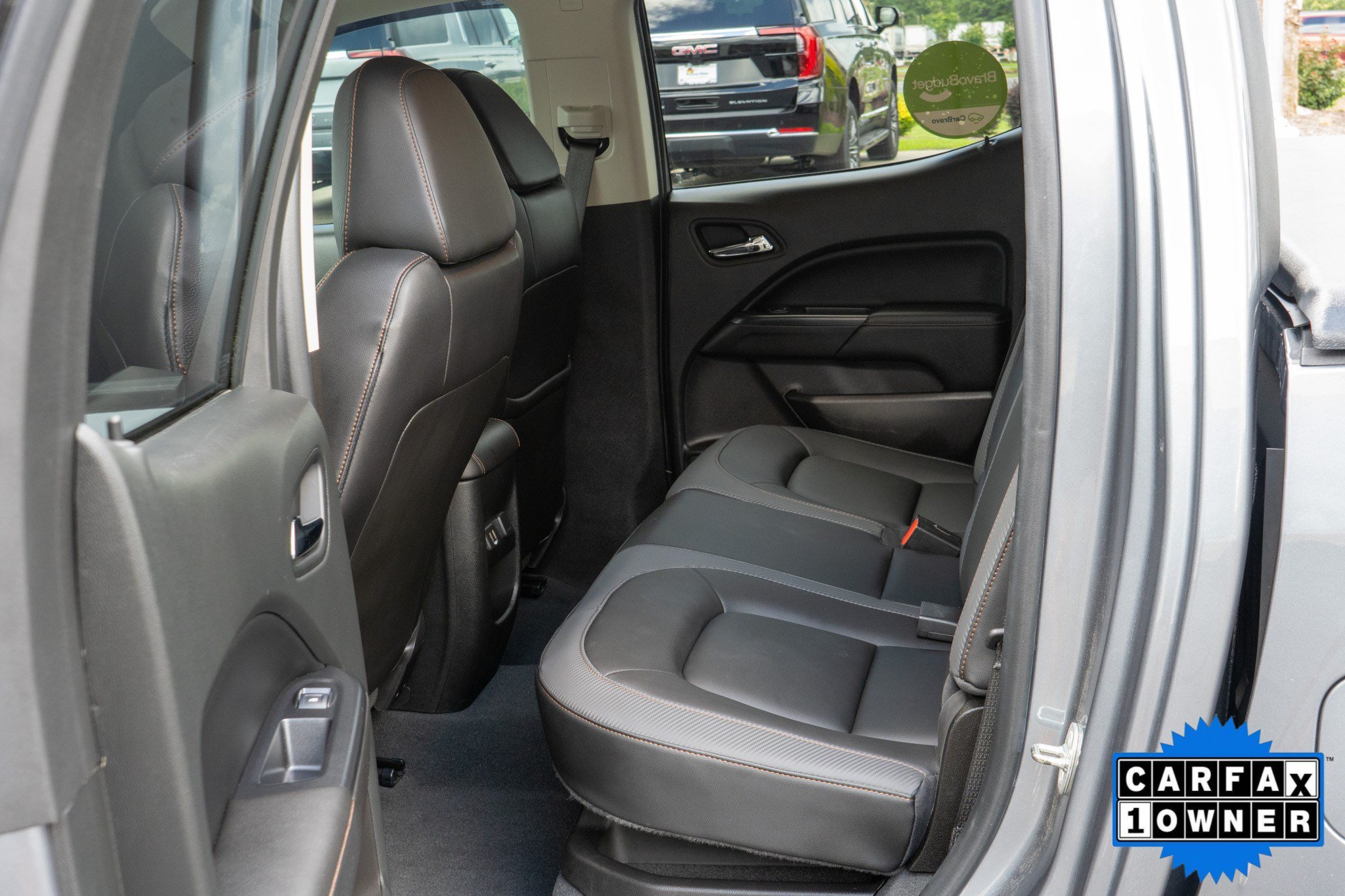 Used 2021 Satin Steel Metallic GMC 4WD AT4 w/Leather image 31