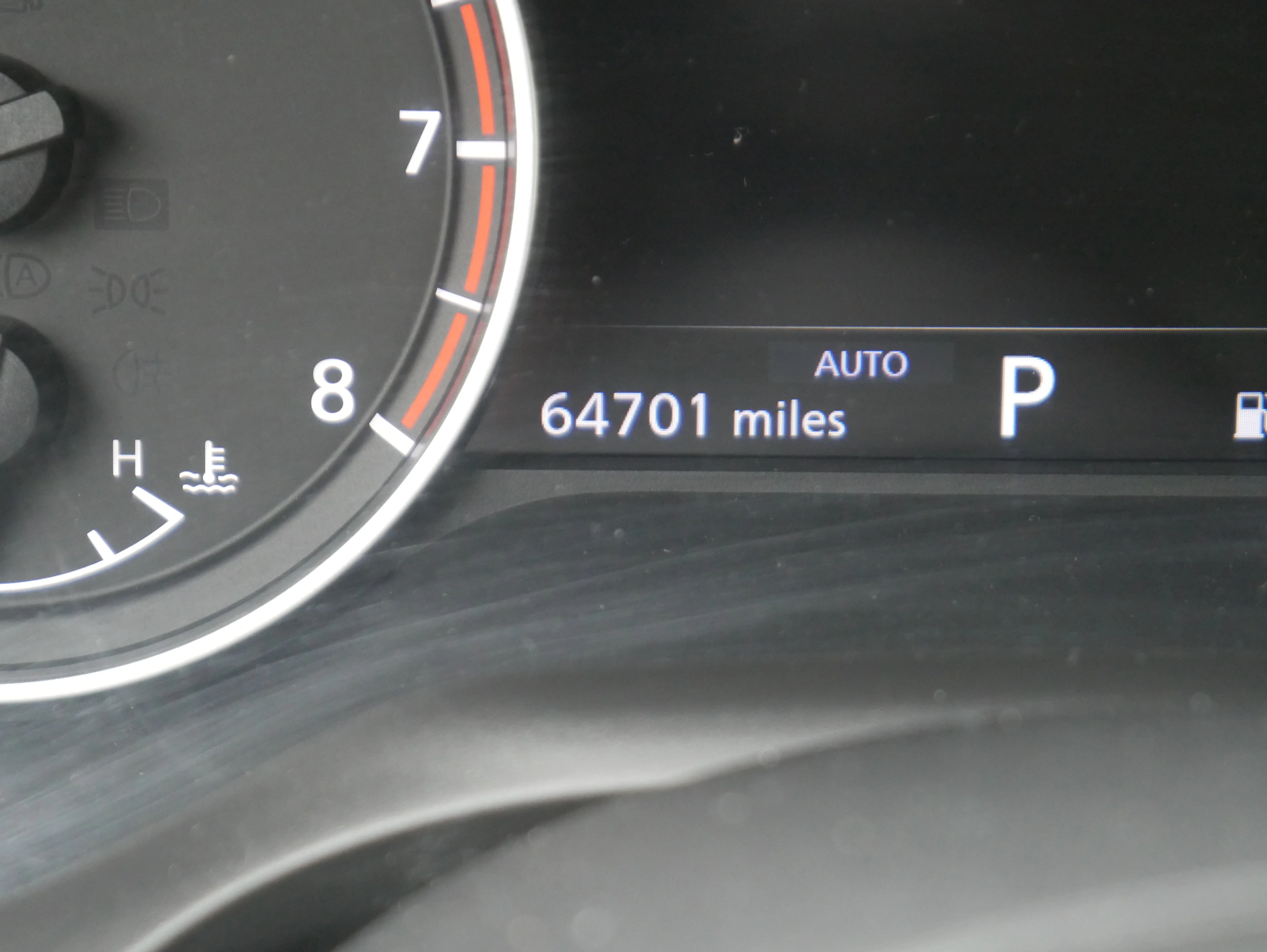 Used 2023 Gun Metallic Nissan SV image 31