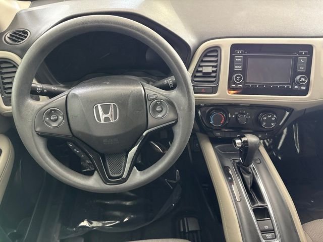 Used 2018 White Honda LX image 24