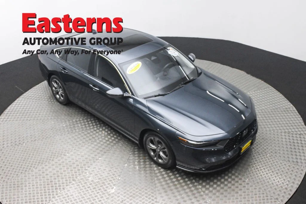 Used 2024 Gray Honda EX image 3