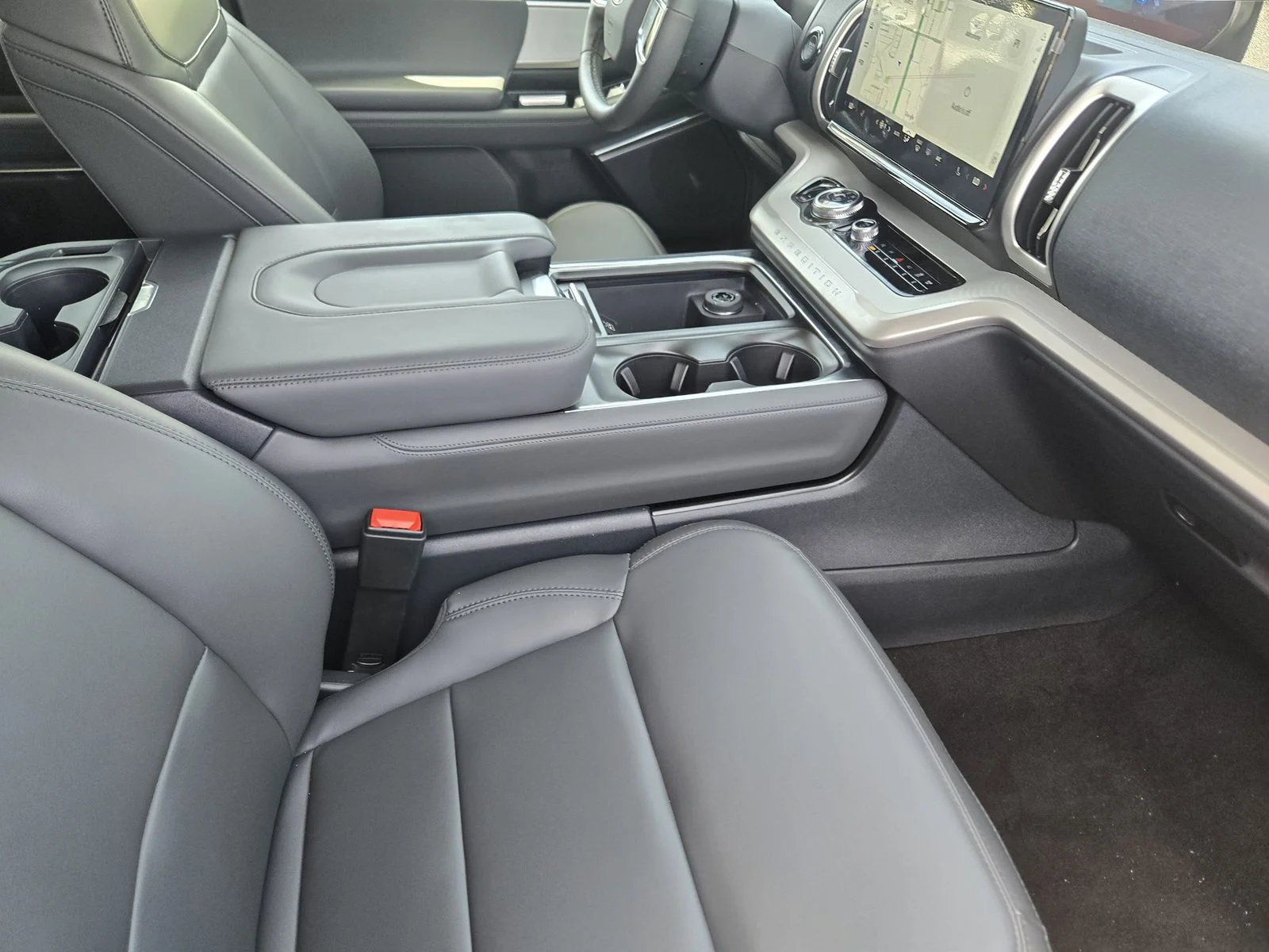 New 2026 Agate Black Metallic Ford MAX Active image 9