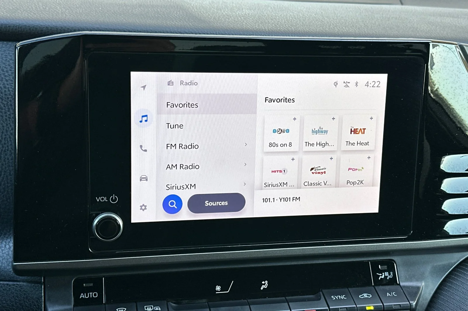 Certified Used 2025  Toyota SE image 16