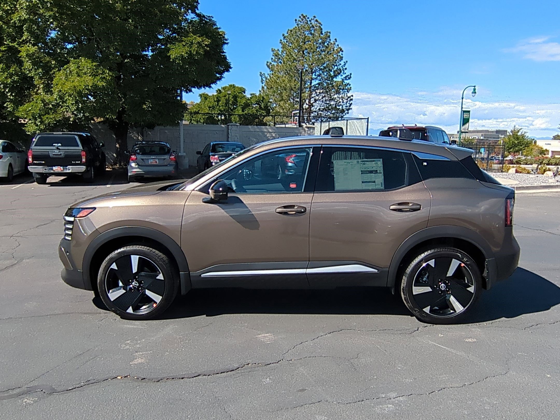 New 2026 Canyon Bronze Metallic Nissan SR image 7