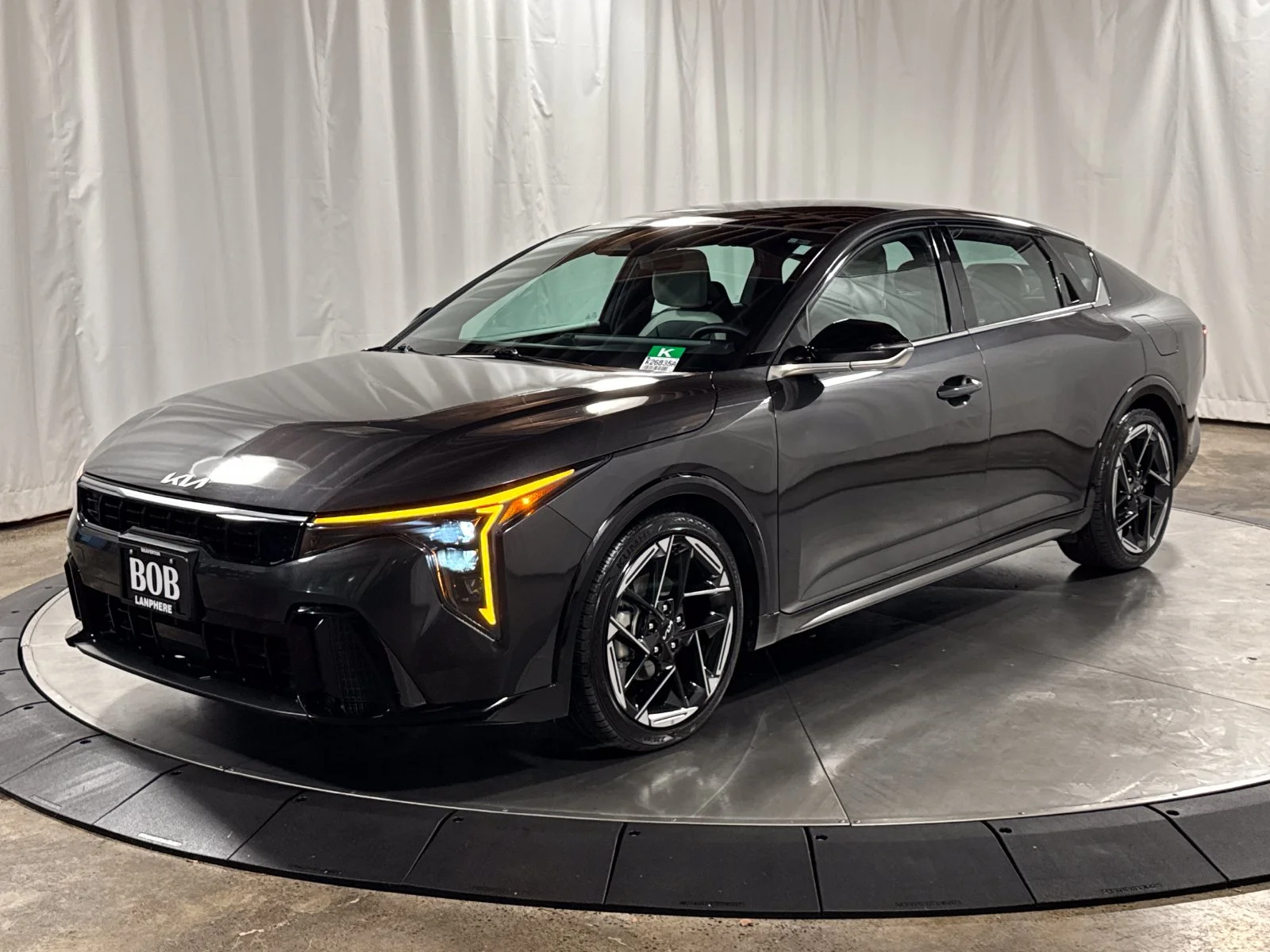 Used 2025 Gray Kia GT-Line image 1
