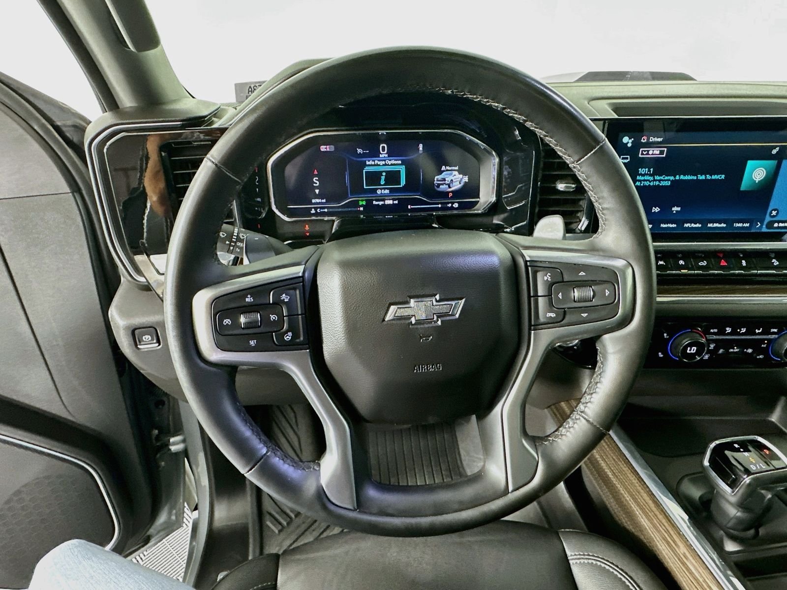 Used 2024 Sterling Gray Metallic Chevrolet LT Trail Boss image 11
