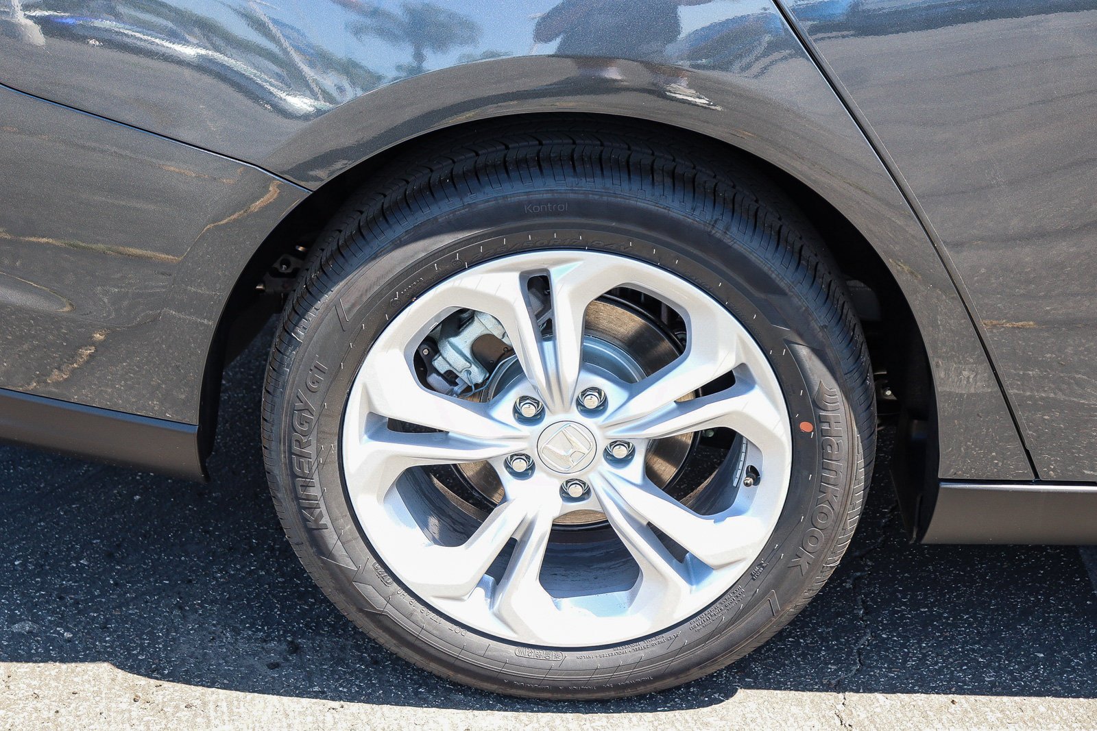 New 2026 Meteorite Gray Metallic Honda LX CVT image 7