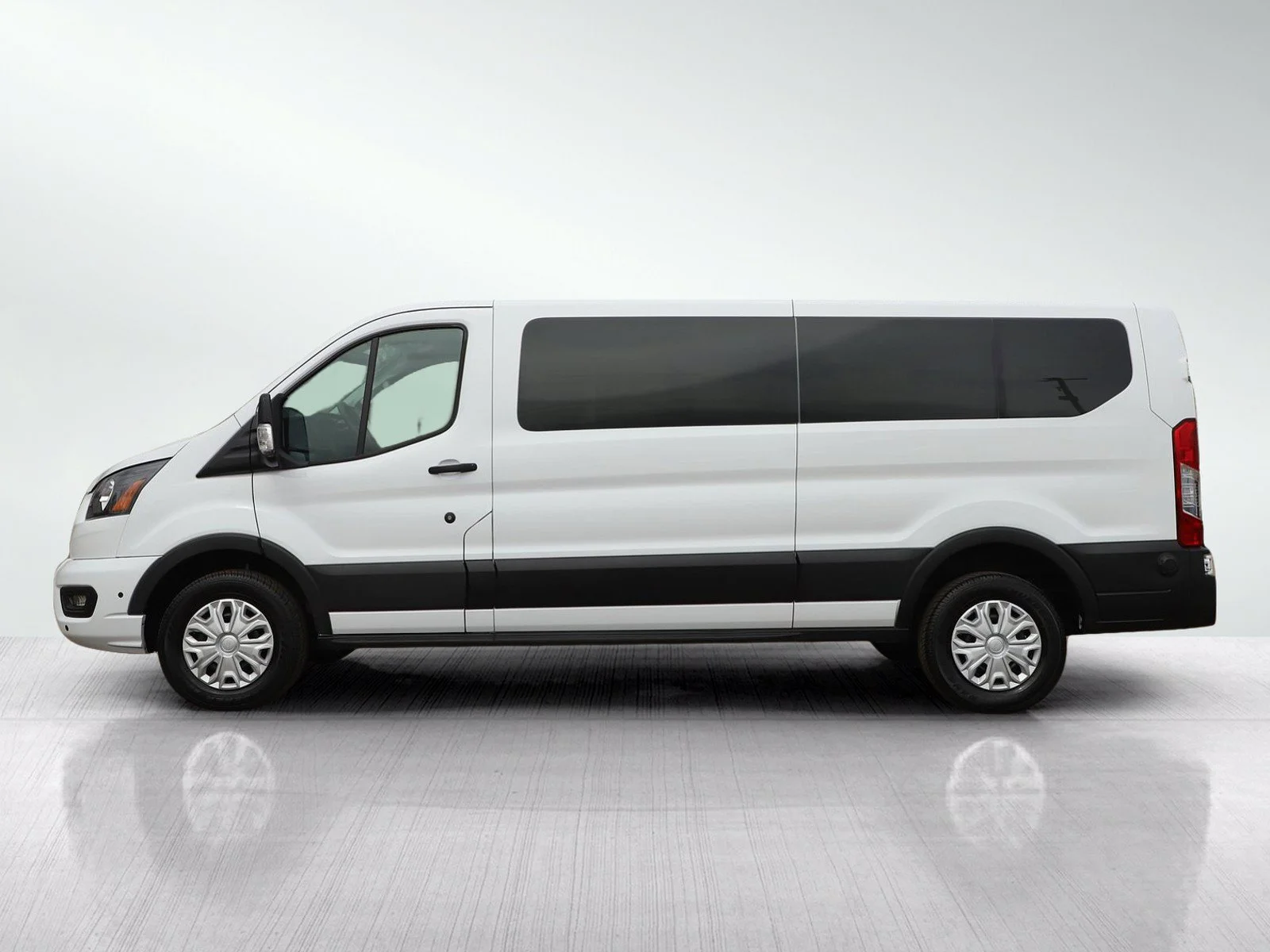 Used 2024 Ford Transit Passenger Van XLT with VIN 1FBAX2YG0RKA28948 for sale in Burnsville, Minnesota