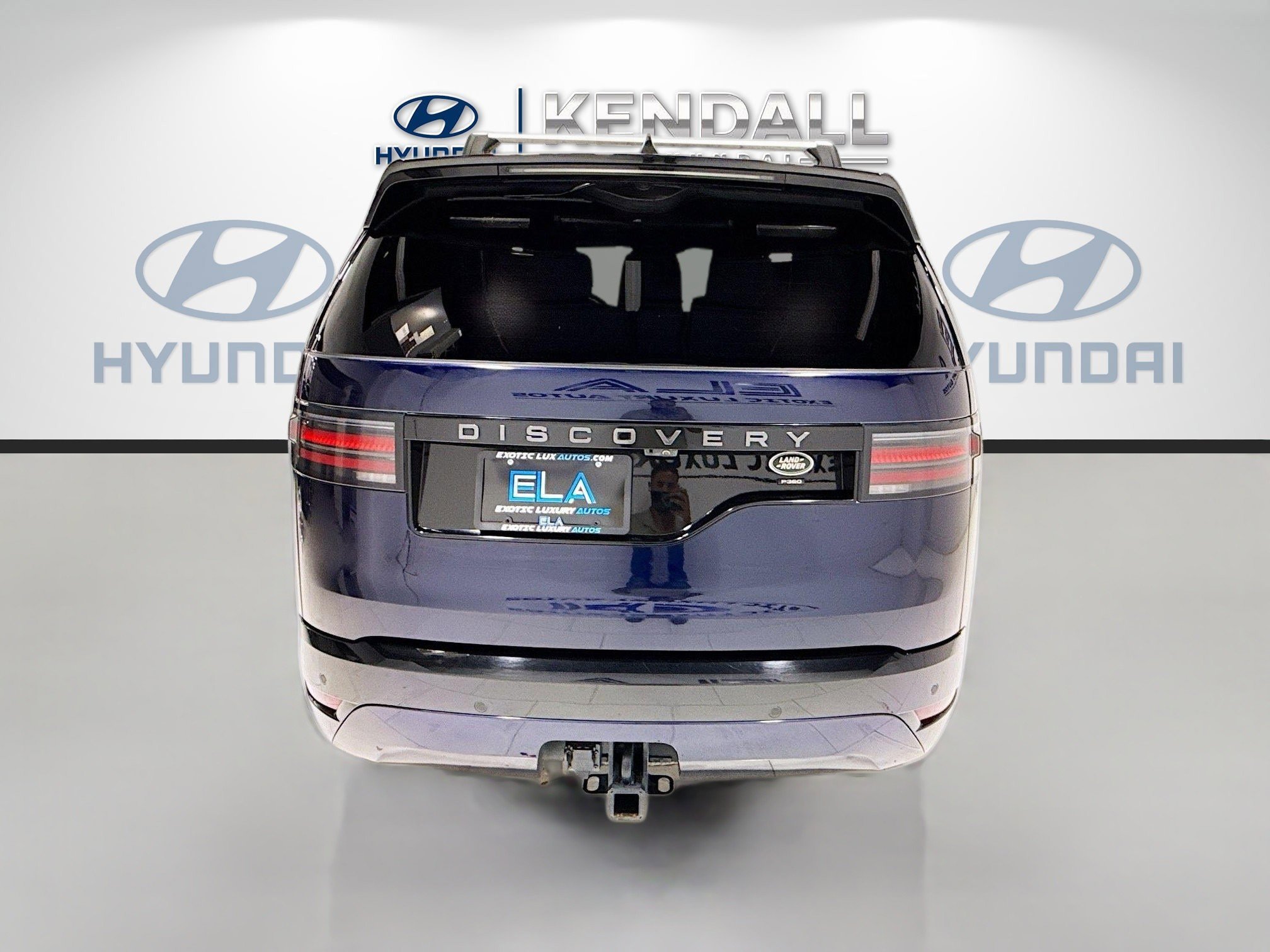 Used 2023 Portofino Blue Metallic Land Rover HSE R-Dynamic image 6
