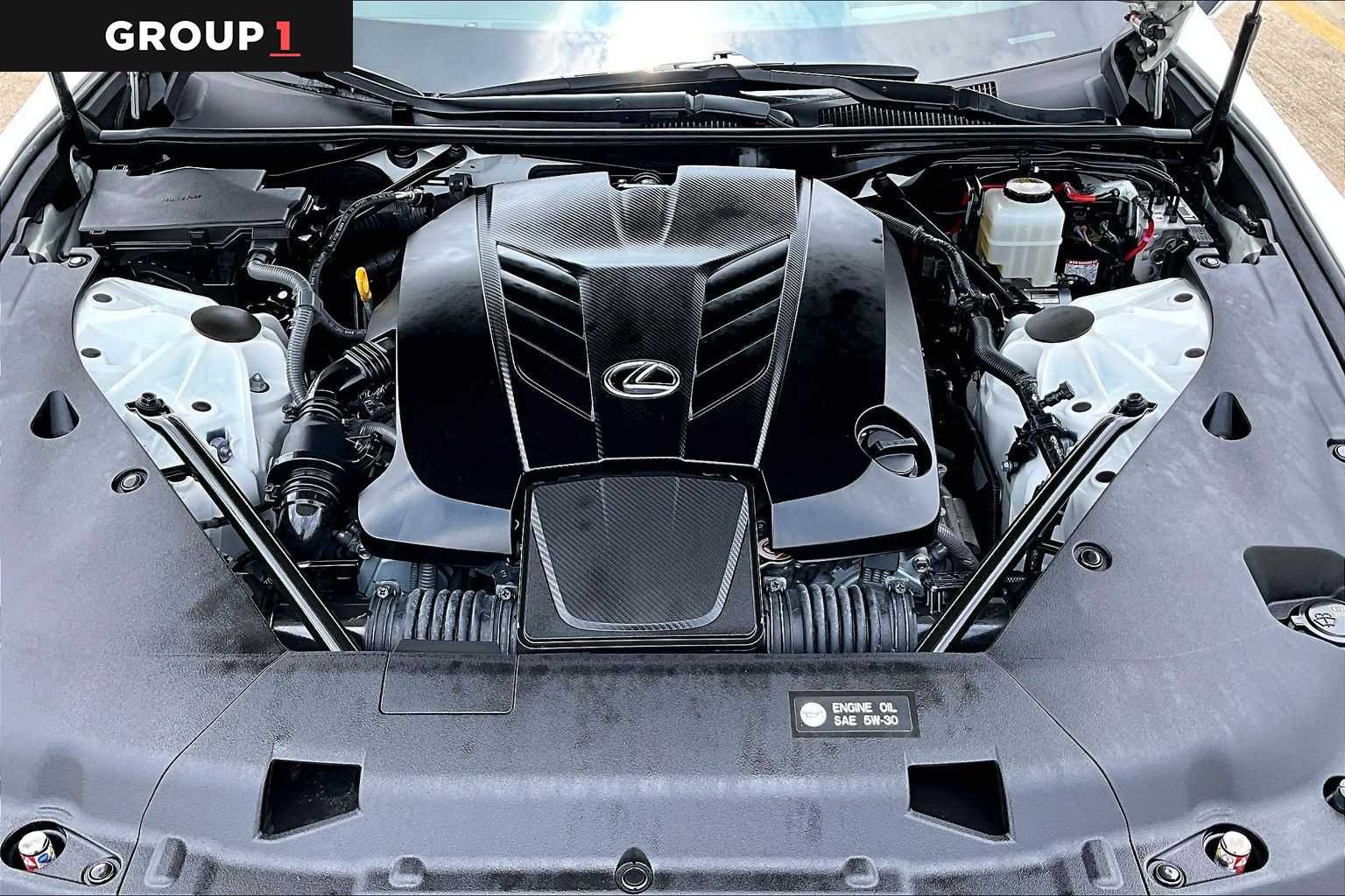 Certified Used 2021 ULTRA WHITE Lexus  image 31