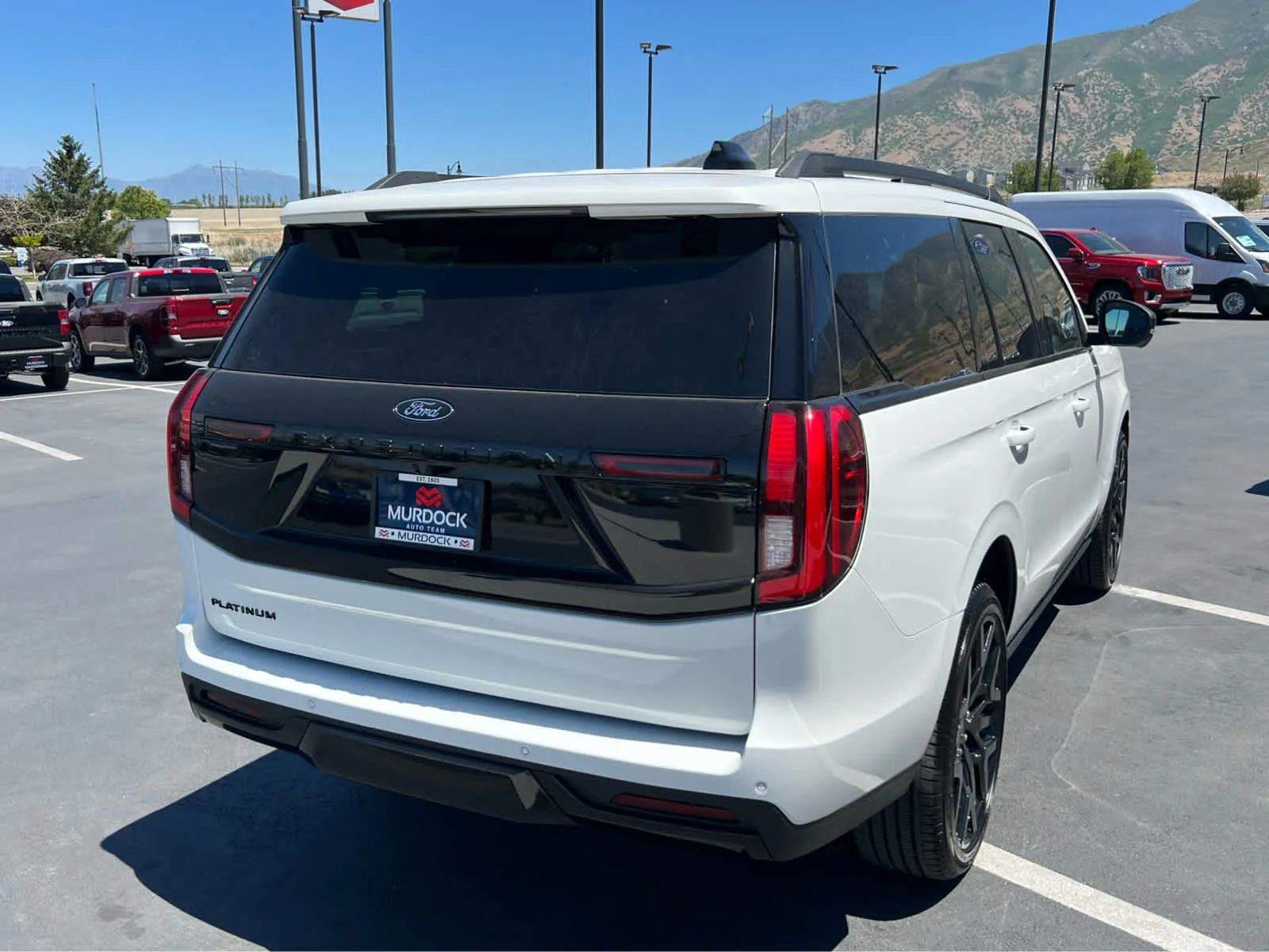 New 2026 Star White Metallic Tri-Coat Ford Platinum® image 8