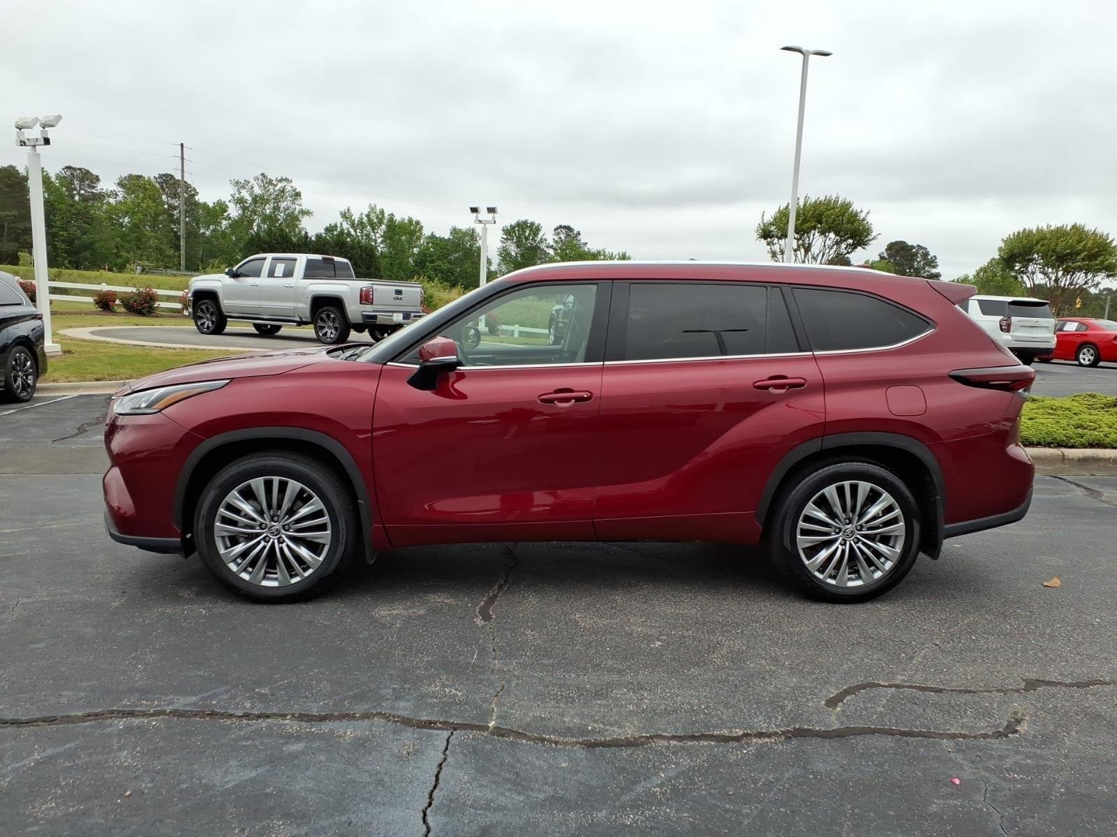 Used 2024 Ruby Flare Pearl Toyota Platinum image 3