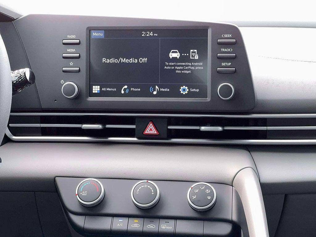 New 2026 Black Hyundai SE image 19