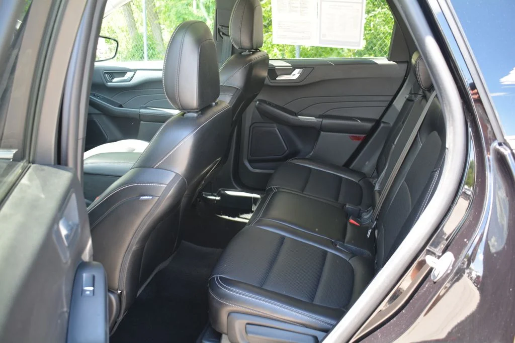 Used 2024 Black Ford Platinum image 21