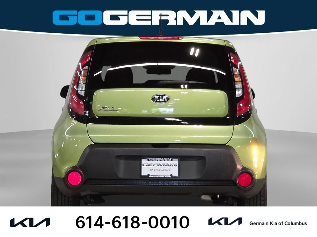 Used 2016 Green Kia Base image 9
